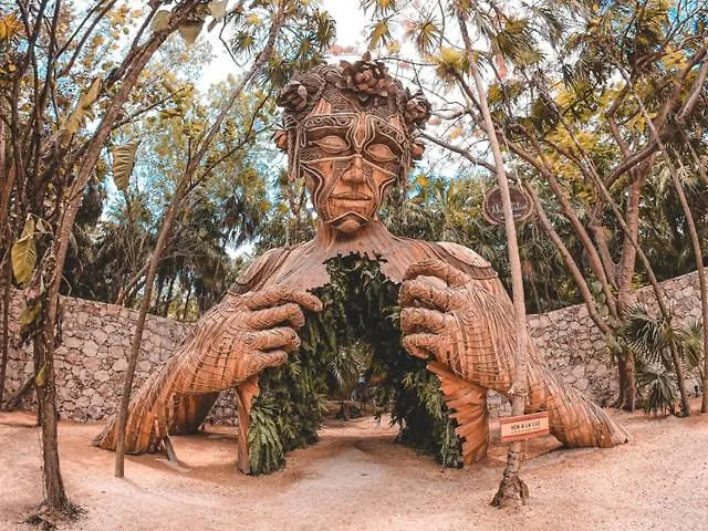 Rufoshousetulum *